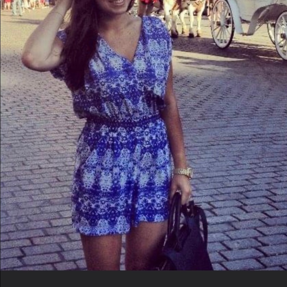 Flowy romper with pockets